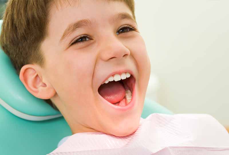 Phương pháp niềng răng bằng hàm trainer tại nhà phù hợp với trẻ nhỏ