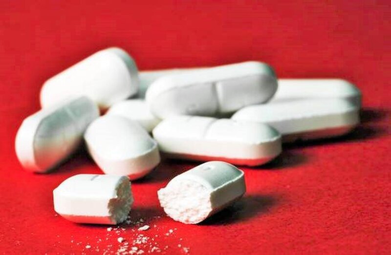Paracetamol là một trong những loại thuốc kháng sinh thông dụng được sử dụng điều trị kháng viêm