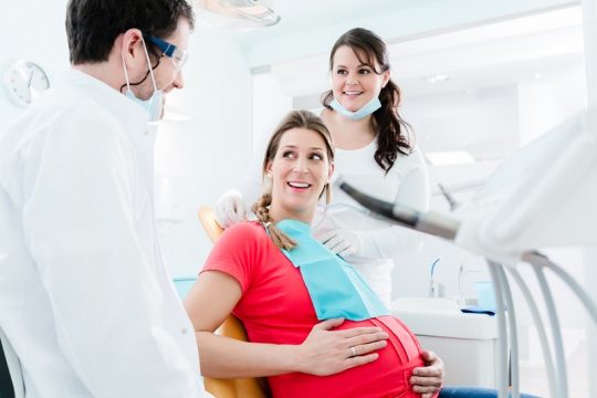 Thuốc trị sâu răng cho bà bầu cần có sự chỉ định của bác sĩ