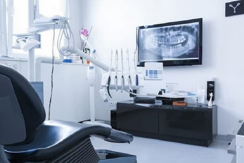 Bọc răng sứ cho răng mọc lệch Để bọc răng sứ cho răng mọc lộn xộn an toàn, hiệu quả, bạn cần lựa chọn được một địa chỉ nha khoa uy tín
